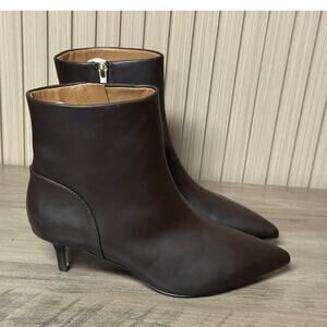 Nordstrom Rack Women’s Chocolate Pointed Toe Ankle Boots Size 8M